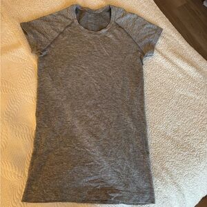 Lululemon Swiftly Tech Short-Sleeve Shirt 2.0
